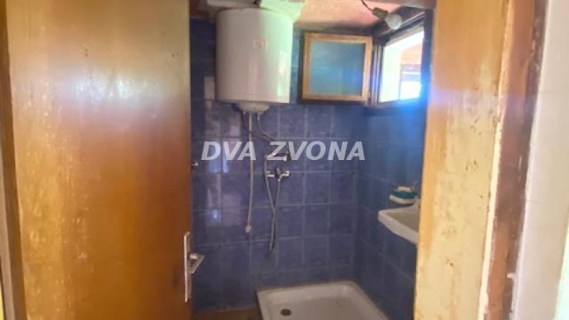 Kuća, četvorosoban, Prodaja, 110m2, Čortanovci, Okolno mesto, Indjija