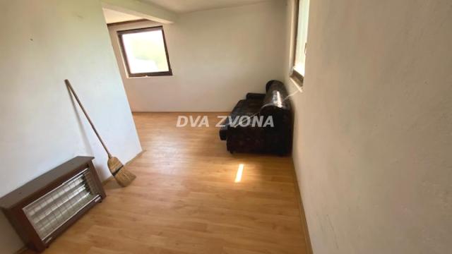 Kuća, četvorosoban, Prodaja, 110m2, Čortanovci, Okolno mesto, Indjija