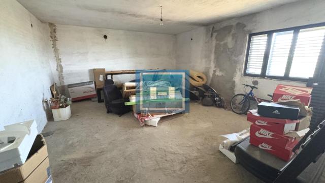Kuća, Prodaja, 450m2, Bukovče, Okolno mesto, Jagodina
