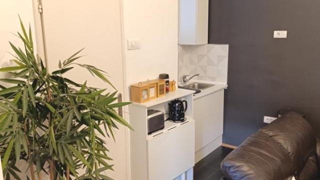 Stan, Jednosoban, Izdavanje, 35m2, Studentski trg, Stari grad, Zmaja od Noćaja