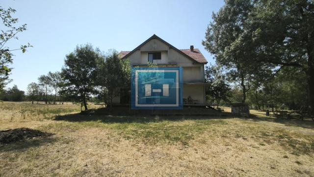 Kuća, Prodaja, 779m2, Vlaška, Okolno mesto, Ćuprija