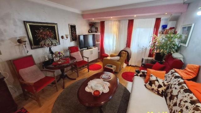 Stan, četvoroiposoban, Prodaja, 103m2, Banovo brdo, Čukarica, Blagoja Parovića