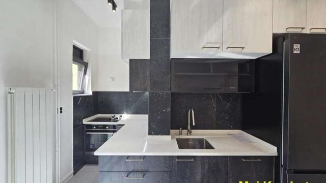 Poslovni prostor, Izdavanje, 50m2, Centar, Savski venac, Balkanska