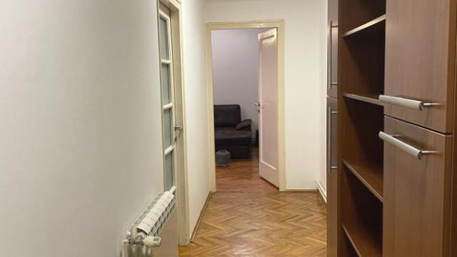 Stan, Trosoban, Izdavanje, 72m2, Kalenić pijaca, Vračar, Maksima Gorkog
