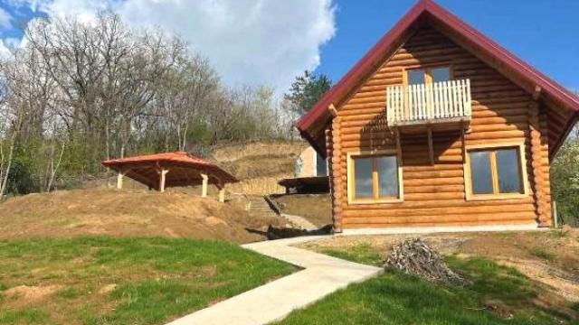 Kuća, Trosoban, Prodaja, 77m2, Fruška Gora, Okolno mesto, Mali gaj