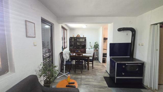 Kuća, Troiposoban, Prodaja, 96m2, Kragujevački put