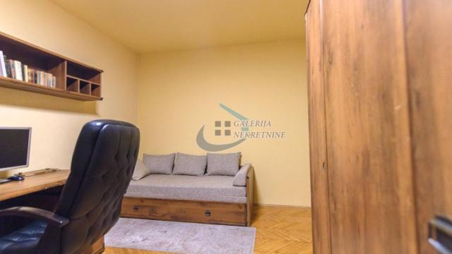 Stan, četvorosoban, Prodaja, 104m2, Gradska bolnica, Zvezdara, Čingrijina