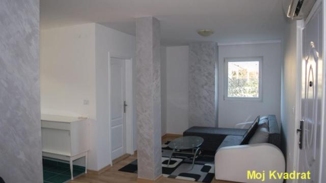 Kuća, Prodaja, 265m2, Ledine, Novi Beograd, Tomasa Mana