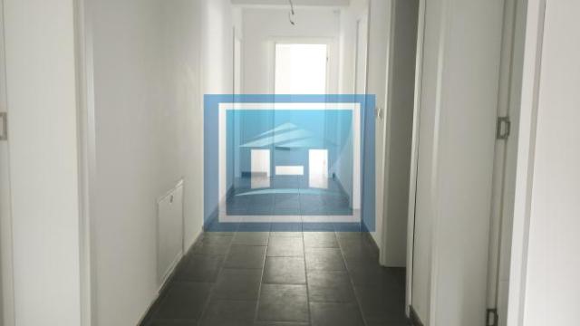 Stan, Izdavanje, 223m2, Centar, Gradska lokacija, Ćuprija