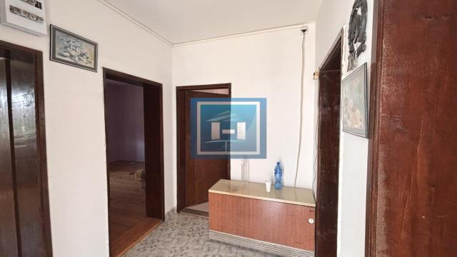 Kuća, Petosoban, Prodaja, 362m2, Trnava, Gradska lokacija, Jagodina
