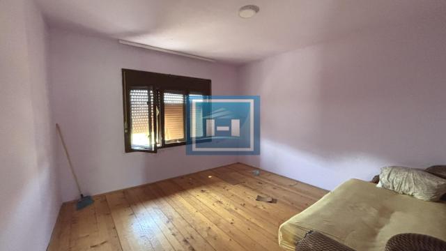 Kuća, Petosoban, Prodaja, 362m2, Trnava, Gradska lokacija, Jagodina