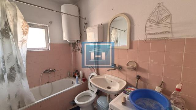 Kuća, Petosoban, Prodaja, 362m2, Trnava, Gradska lokacija, Jagodina