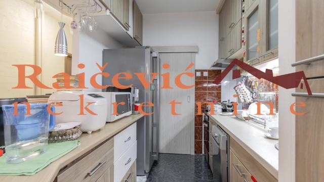 Stan, Trosoban, Prodaja, 77m2, Blok 30 (B92), Novi Beograd, Bulevar Zorana Djindjica
