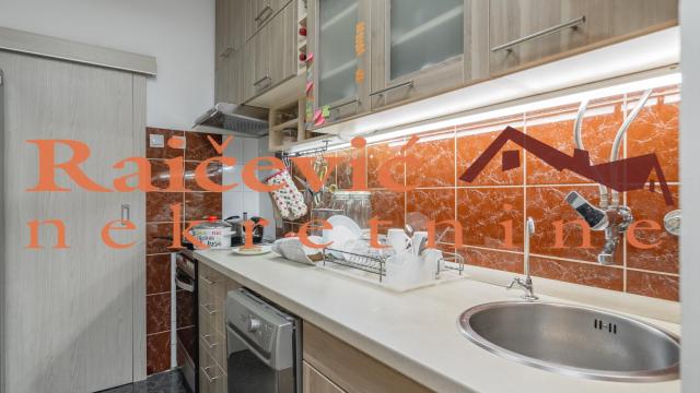 Stan, Trosoban, Prodaja, 77m2, Blok 30 (B92), Novi Beograd, Bulevar Zorana Djindjica