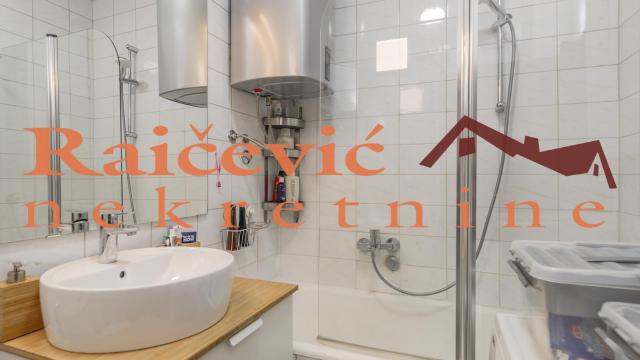 Stan, Trosoban, Prodaja, 77m2, Blok 30 (B92), Novi Beograd, Bulevar Zorana Djindjica