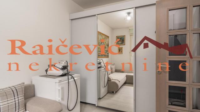 Stan, Trosoban, Prodaja, 77m2, Blok 30 (B92), Novi Beograd, Bulevar Zorana Djindjica