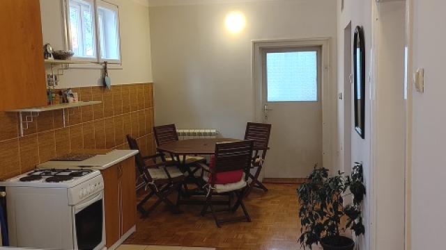 Stan, Dvosoban, Izdavanje, 70m2, Dedinje, Savski venac, Jezdiceva