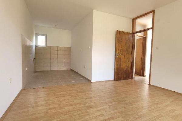 prodaja, kuca,
kaludjerica-grocka-beograd, 916432, kuca