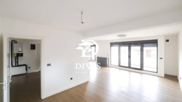Stan, četvorosoban, Izdavanje, 110m2, Pukovnika Pejovića