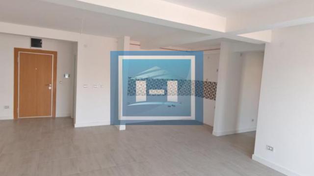 Stan, Trosoban, Prodaja, 78m2, Centar, Gradska lokacija, Paraćin