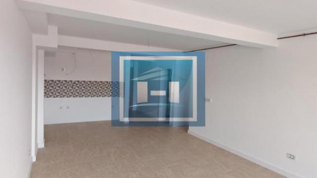 Stan, Trosoban, Prodaja, 78m2, Centar, Gradska lokacija, Paraćin
