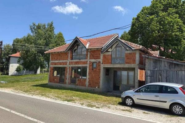 prodaja, kuca,
vlasina-stojkoviceva-opstina-surdulica, 917220, petosoban-vlasina-stojkoviceva