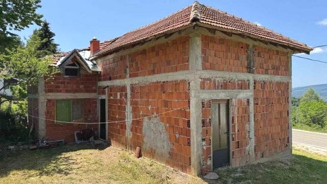 Kuća, Petosoban, Prodaja, 150m2, Vlasina Stojkovićeva, Okolno mesto, Vlasina Stojkoviceva