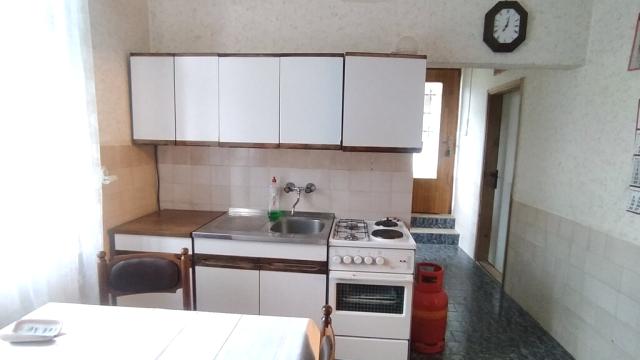 Kuća, Trosoban, Prodaja, 138m2, Bajski put