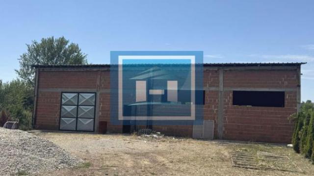 Poslovni prostor, Prodaja, 900m2, Despotovac