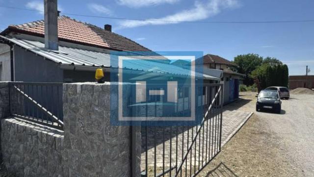 Poslovni prostor, Prodaja, 900m2, Despotovac