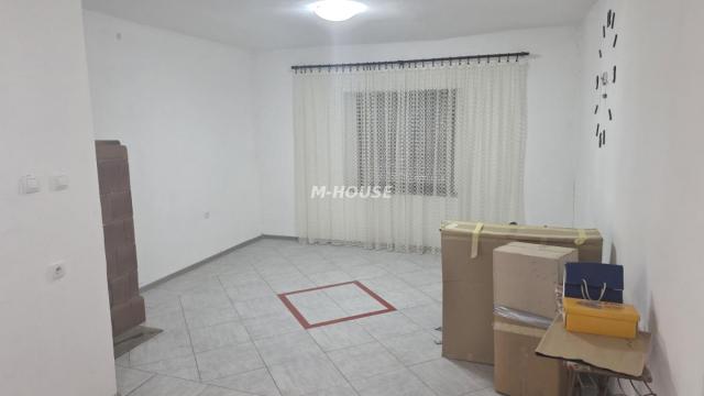 Kuća, Dvosoban, Prodaja, 122m2, Svetozar Miletić, Okolno mesto, Sombor