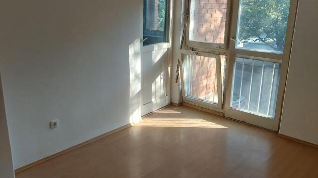 Stan, Trosoban, Prodaja, 62m2, Tabane, Gradska lokacija, Trosoban stan 62m2, 1. sprat - Tabane