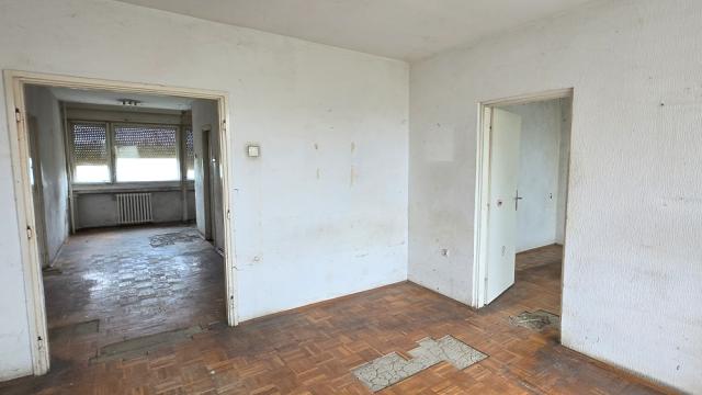 Stan, četvorosoban, Prodaja, 103m2, Gandijeva