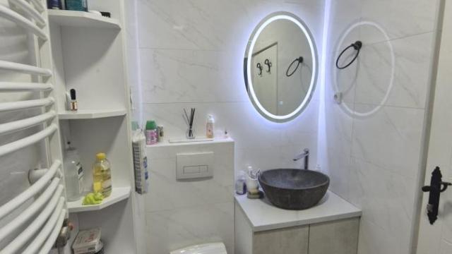 Stan, četvorosoban, Izdavanje, 100m2, Autokomanda, Voždovac, Esad Pašina