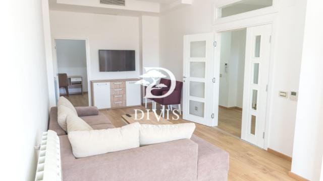 Kuća, Petosoban i veći, Izdavanje, 1400m2, Pivljanina Baja