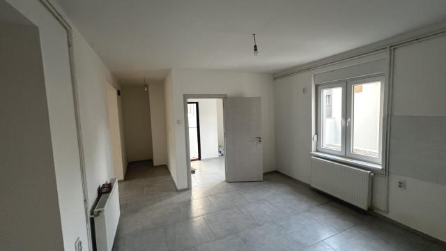 Kuća, Petosoban i veći, Prodaja, 163m2, Tamiska