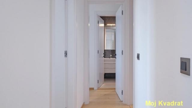 Stan, Trosoban, Prodaja, 74m2, Dorćol, Stari grad, Venizelosova