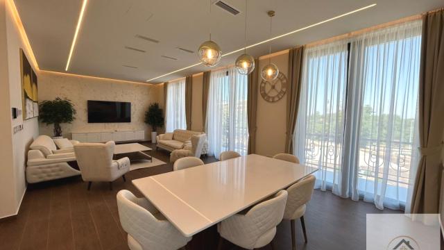 Stan, četvorosoban, Izdavanje, 120m2, Sremska Kamenica, Petrovaradin, Novi Sad