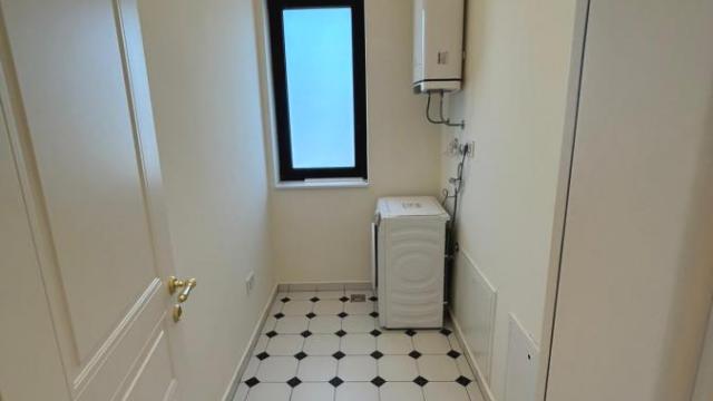 Stan, četvorosoban, Izdavanje, 120m2, Sremska Kamenica, Petrovaradin, Novi Sad