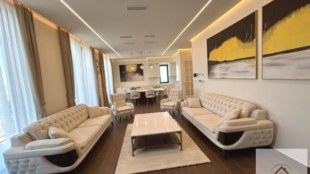 Stan, četvorosoban, Izdavanje, 120m2, Sremska Kamenica, Petrovaradin, Novi Sad