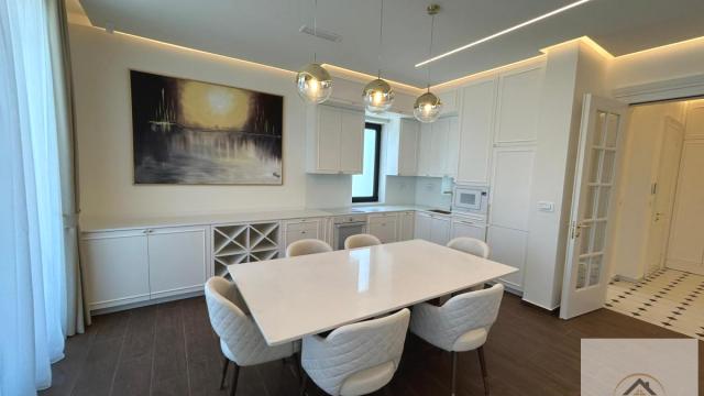 Stan, četvorosoban, Izdavanje, 120m2, Sremska Kamenica, Petrovaradin, Novi Sad