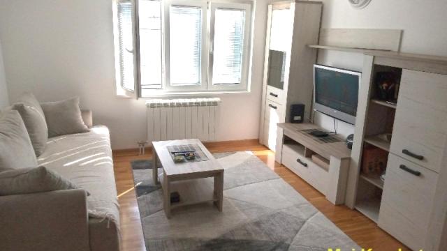 Stan, Trosoban, Izdavanje, 55m2, Bajlonijeva pijaca, Stari grad, Skender Begova