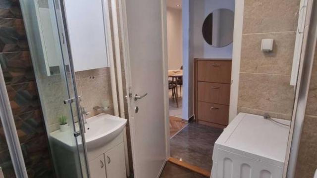 Stan, Jednoiposoban, Izdavanje, 40m2, Dorćol, Stari grad, Strahinjića Bana