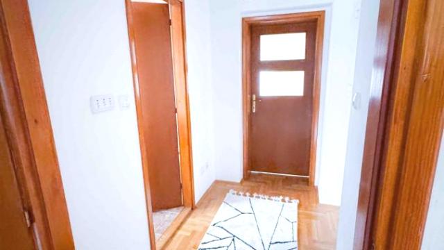Stan, Dvoiposoban, Izdavanje, 60m2, Južni bulevar, Vračar, Maksima Gorkog