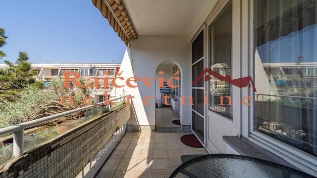 Stan, Trosoban, Prodaja, 87m2, Blok 45 (TC Enjub), Novi Beograd, Nehruova