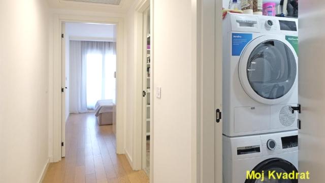 Stan, Troiposoban, Prodaja, 77m2, Dedinje, Savski venac, Dobropoljska