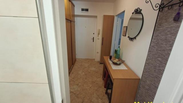 Stan, Garsonjera, Izdavanje, 25m2, Kalenić pijaca, Vračar, Požarevačka