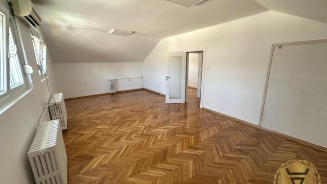 Kuća, Izdavanje, 204m2, Mali Mokri Lug, Zvezdara, Narodnog fronta