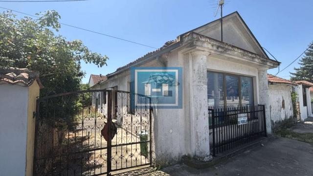 Kuća, Prodaja, 117m2, 4. juli, Gradska lokacija, Paraćin