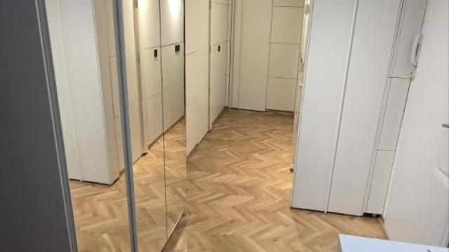 Stan, Trosoban, Izdavanje, 87m2, Crveni krst, Vračar, Velimira Todorovića
